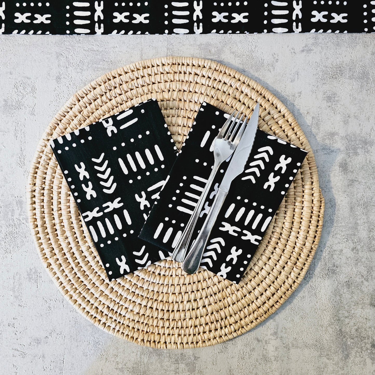 Set of 4 / 8 Napkins | 35x35cm | Black Mudcloth Print, Ankara Wax,