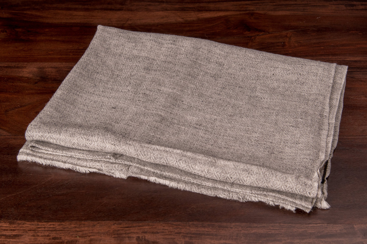 Kaschmirtuch grau mit Karomuster/ kariert