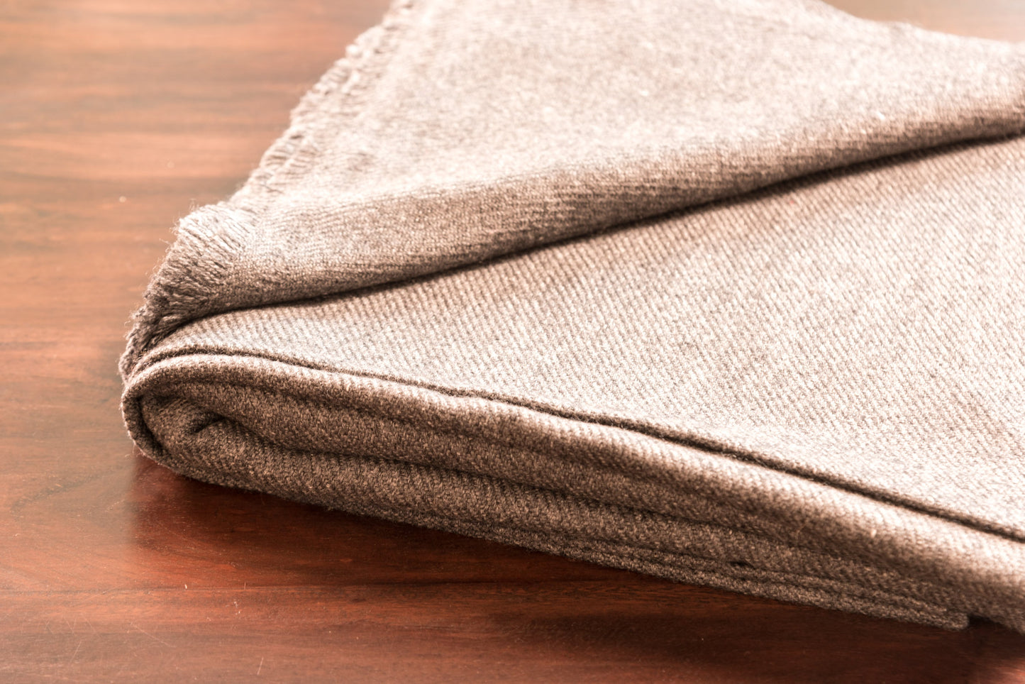 Kaschmirdecke dunkelgrau einfarbig