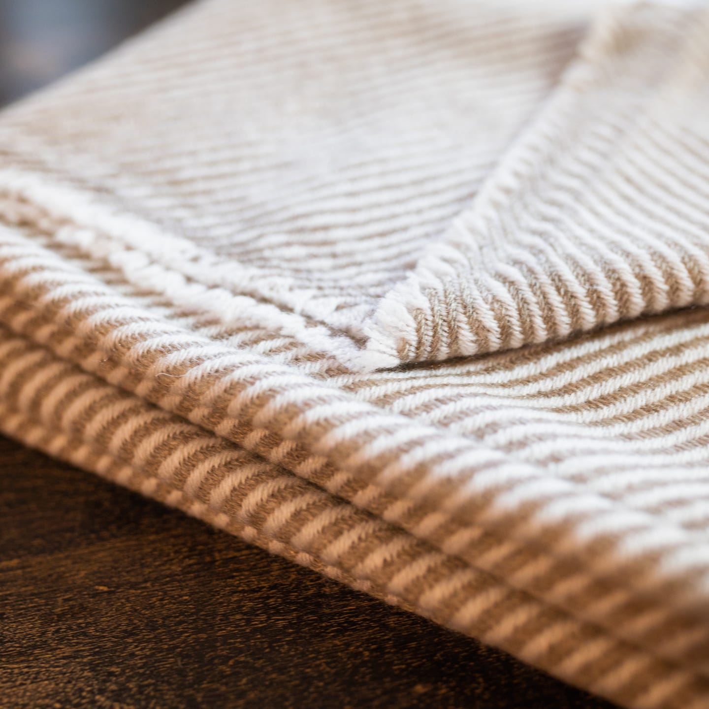 Kaschmirschal braun mit Streifenmuster/ gestreift