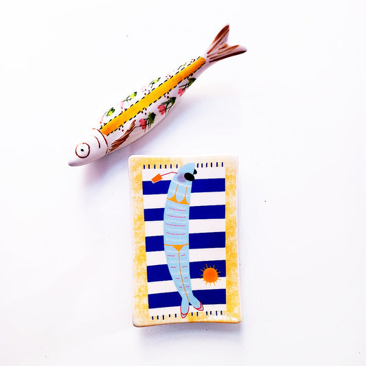 Ceramic soap dish - Sardine at the beach
