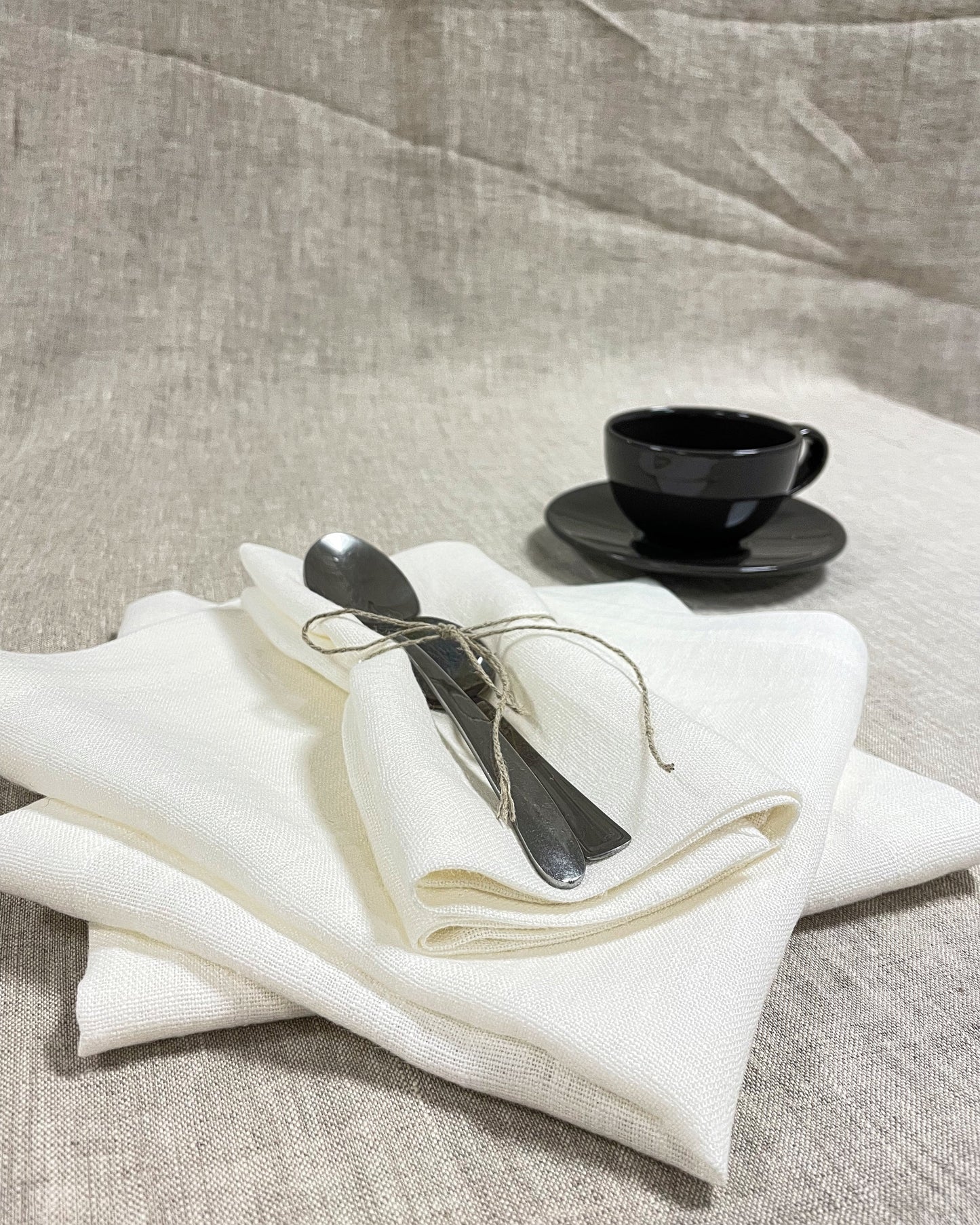 White linen napkins set, 250 gsm