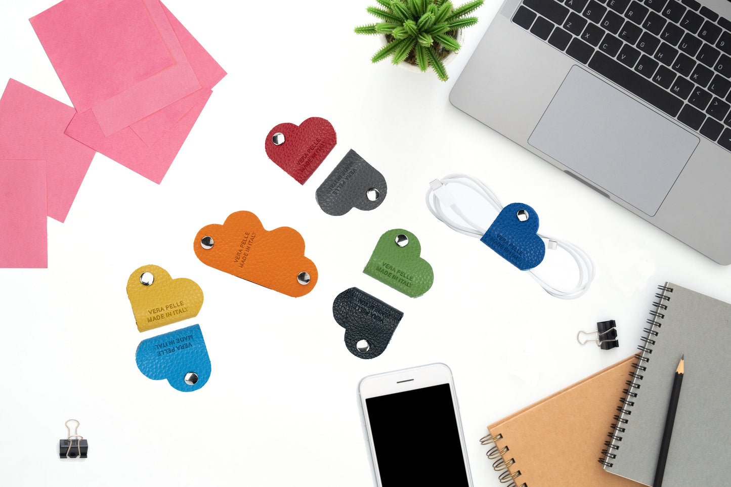 K0039FB | Avvolgicavo Cuore Made in Italy in Vera Pelle pieno fiore,