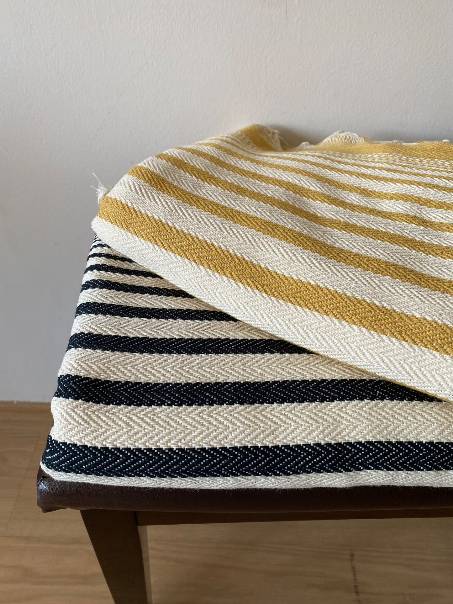 Handgewebtes Cover "Fatsa"