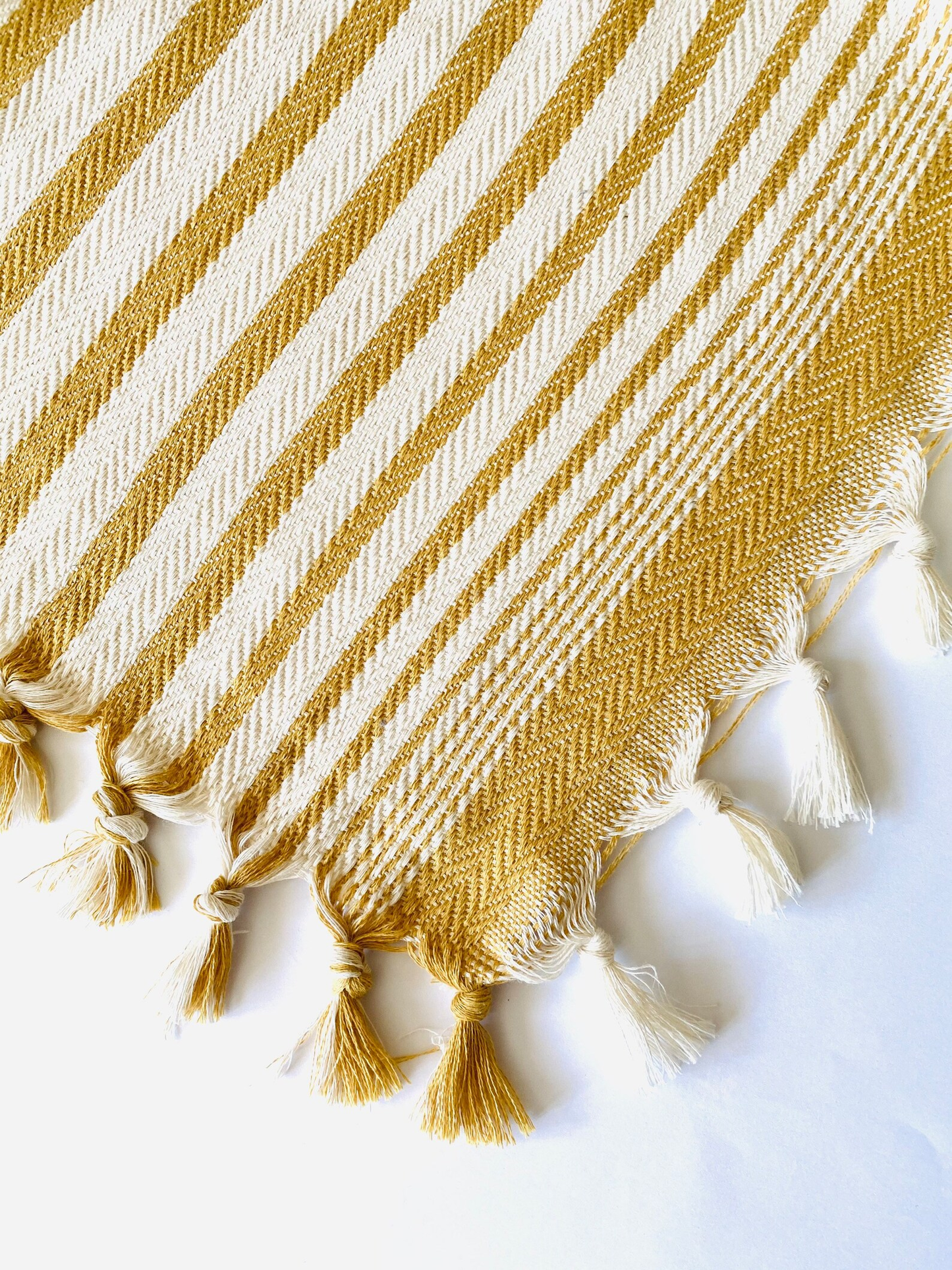 Handgewebtes Cover "Fatsa"