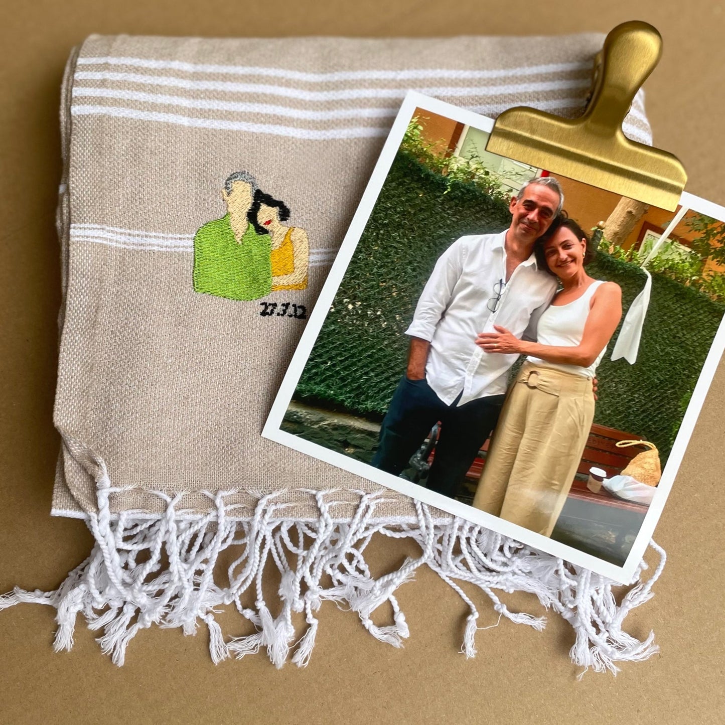 "IF YOU ARE READING THIS GIVE ME A HUG" Besticktes Hamamtuch