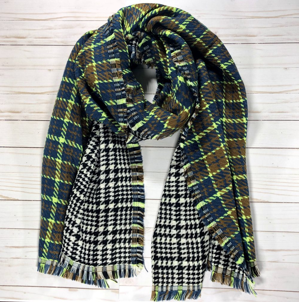 Green Tartan Pattern Blanket Scarf
