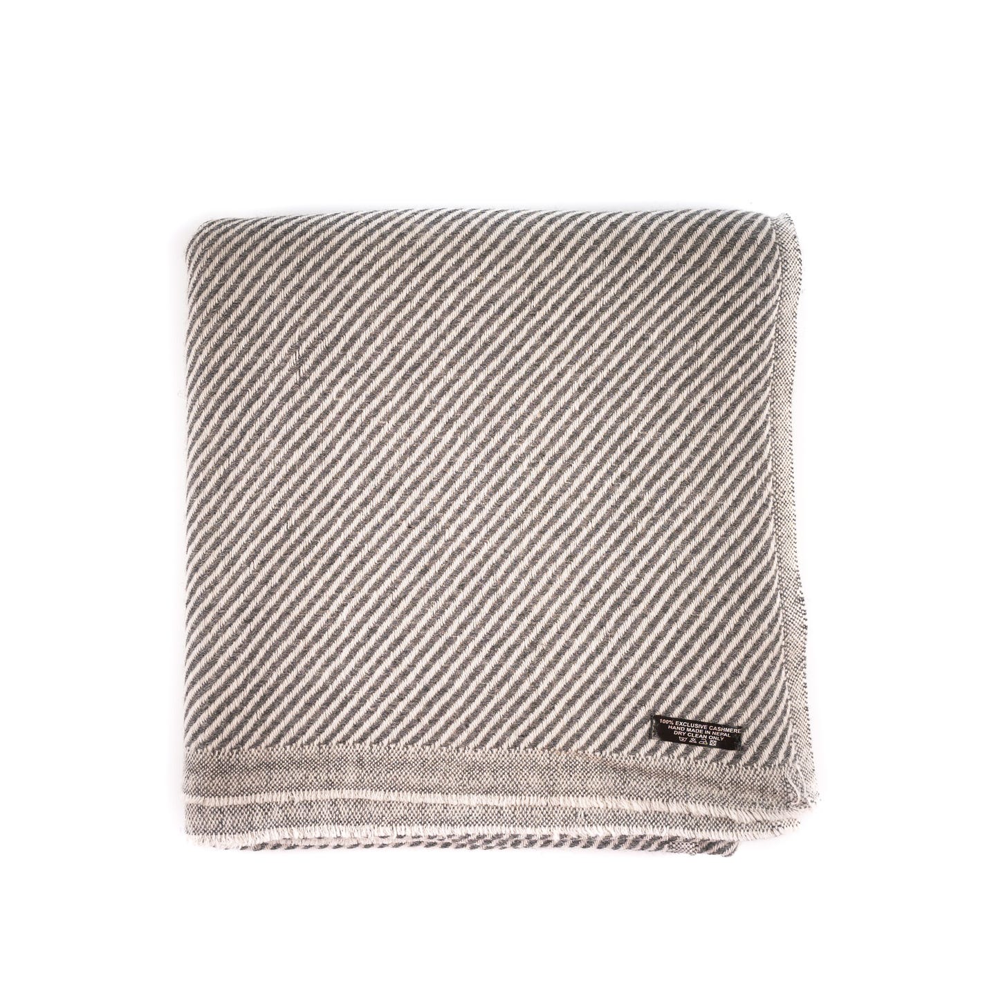 Kaschmirdecke grau mit Streifenmuster/ gestreift