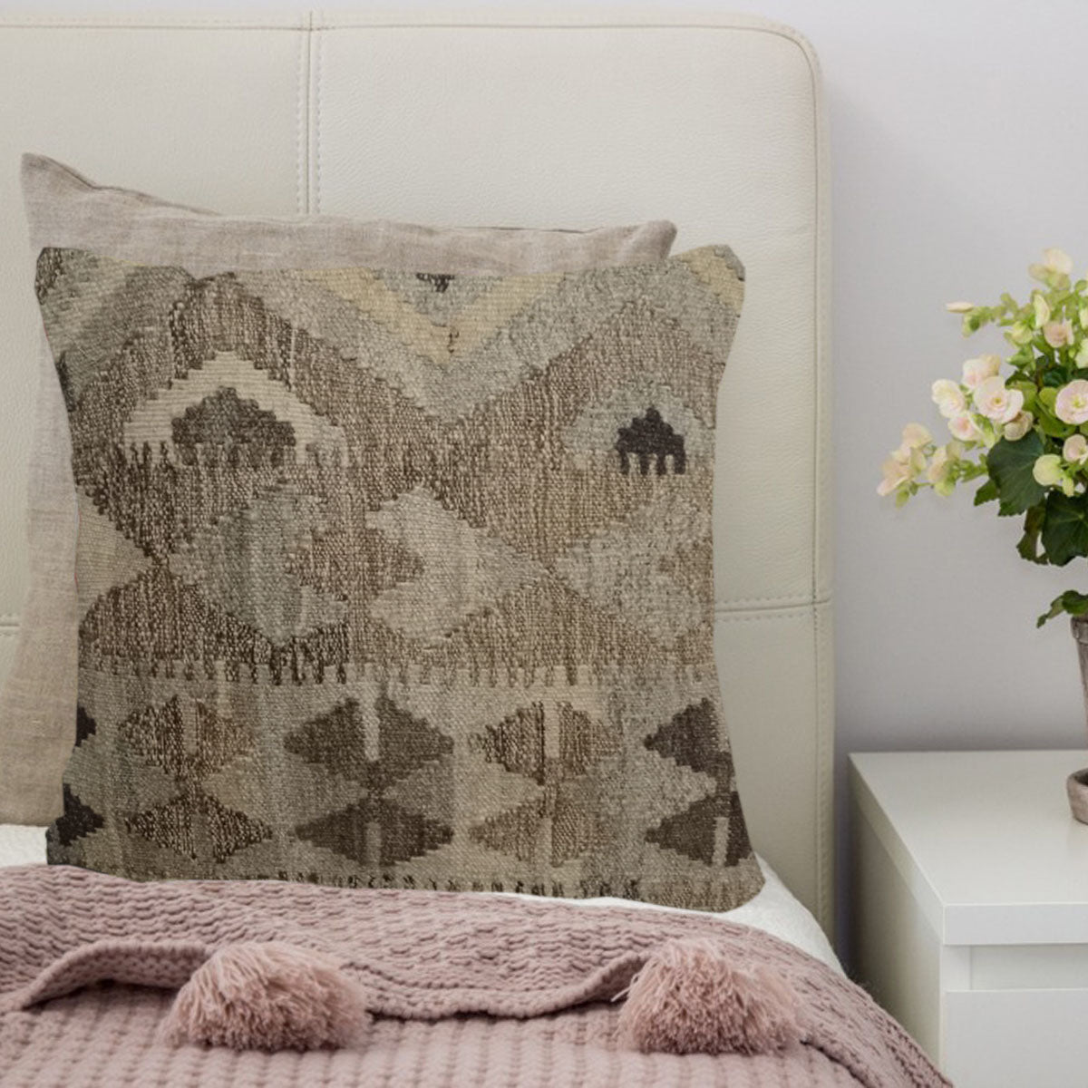 Kilim Handwoven Mine Shaft Cushion Cover