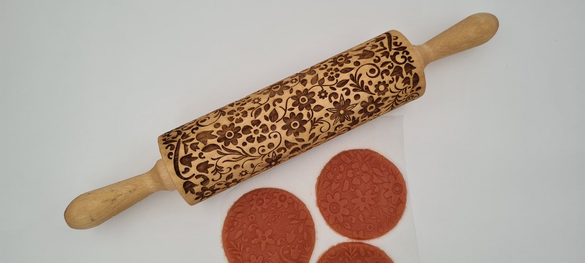 Engraved Rolling Pin Natural Wood Folk Kitchen Pins Handmade - Flower