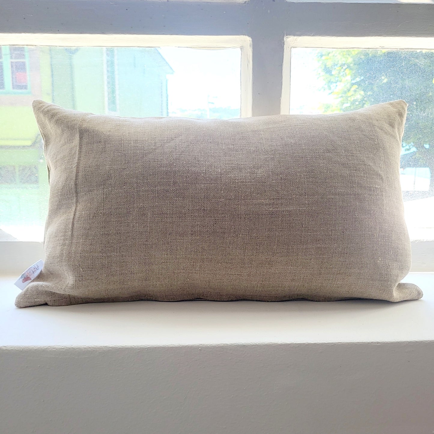 Linen Cru Cushion 305