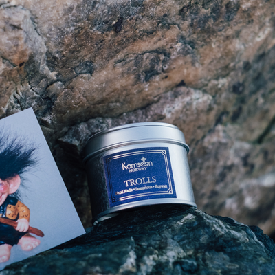 DUFTLYS TROLLS- Rosa pepper, Røkelse og Oudh