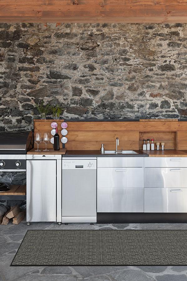 Outdoor Halo Diamond Black Rug