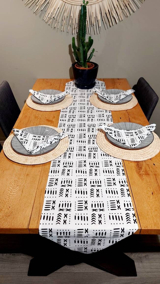 Set of 4 / 8 Napkins | 35x35cm | White Mudcloth Print Napkins