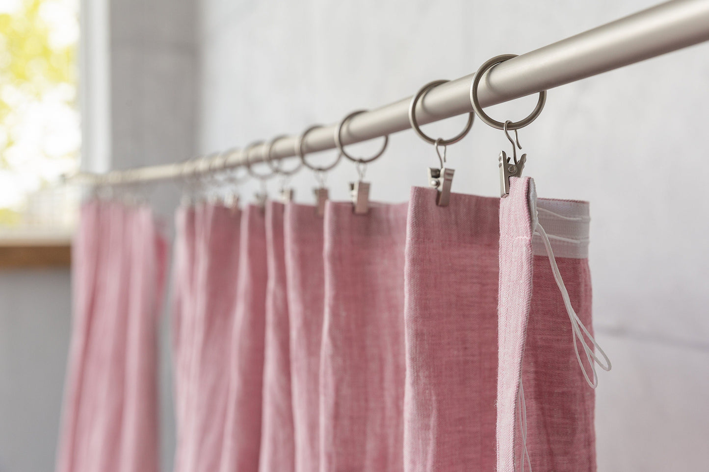 Woodrose linen curtain with pleating tape