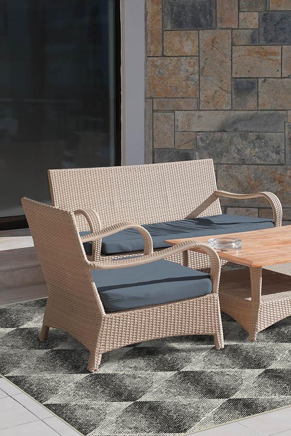 Outdoor Kumo Diamond Black Rug