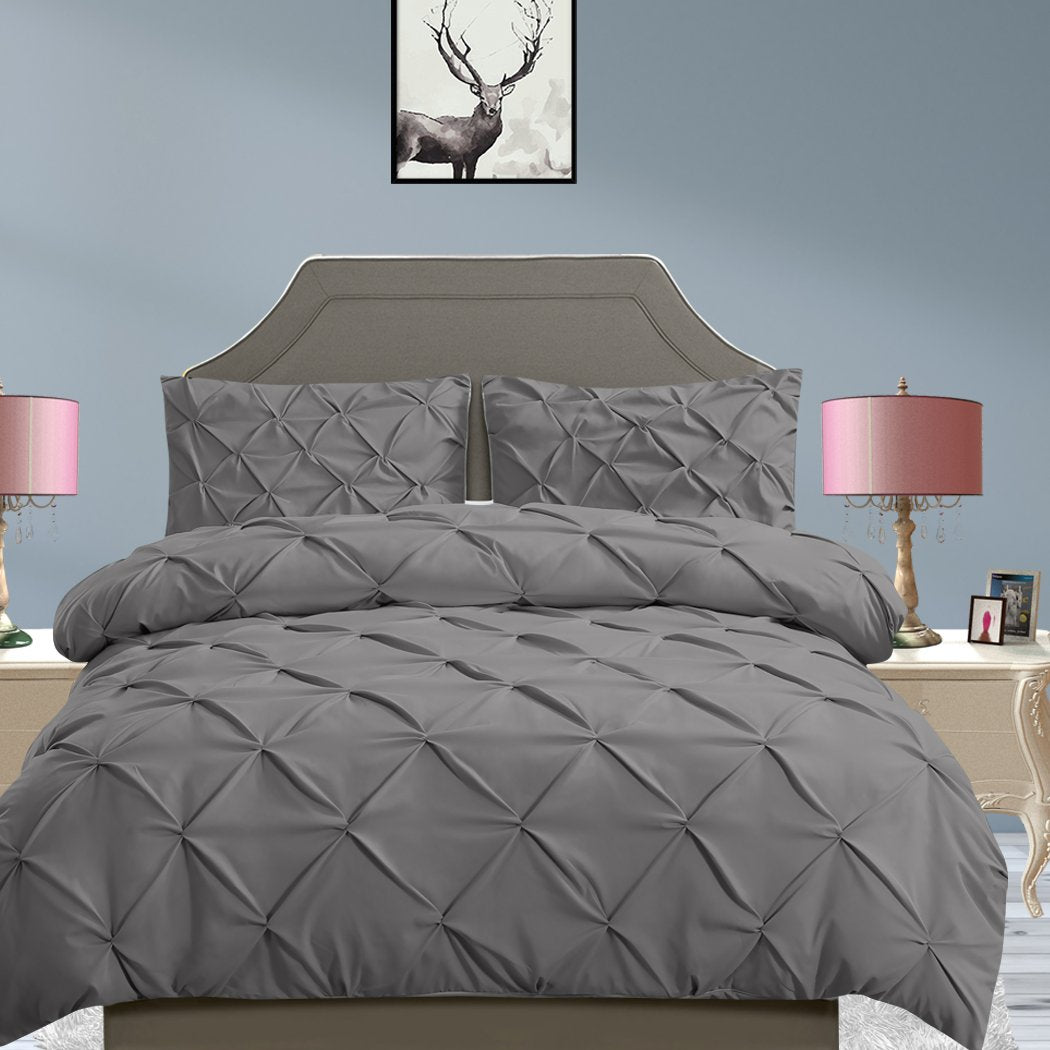 DreamZ Diamond Pintuck Duvet Cover Pillow Case Set in Full Size in