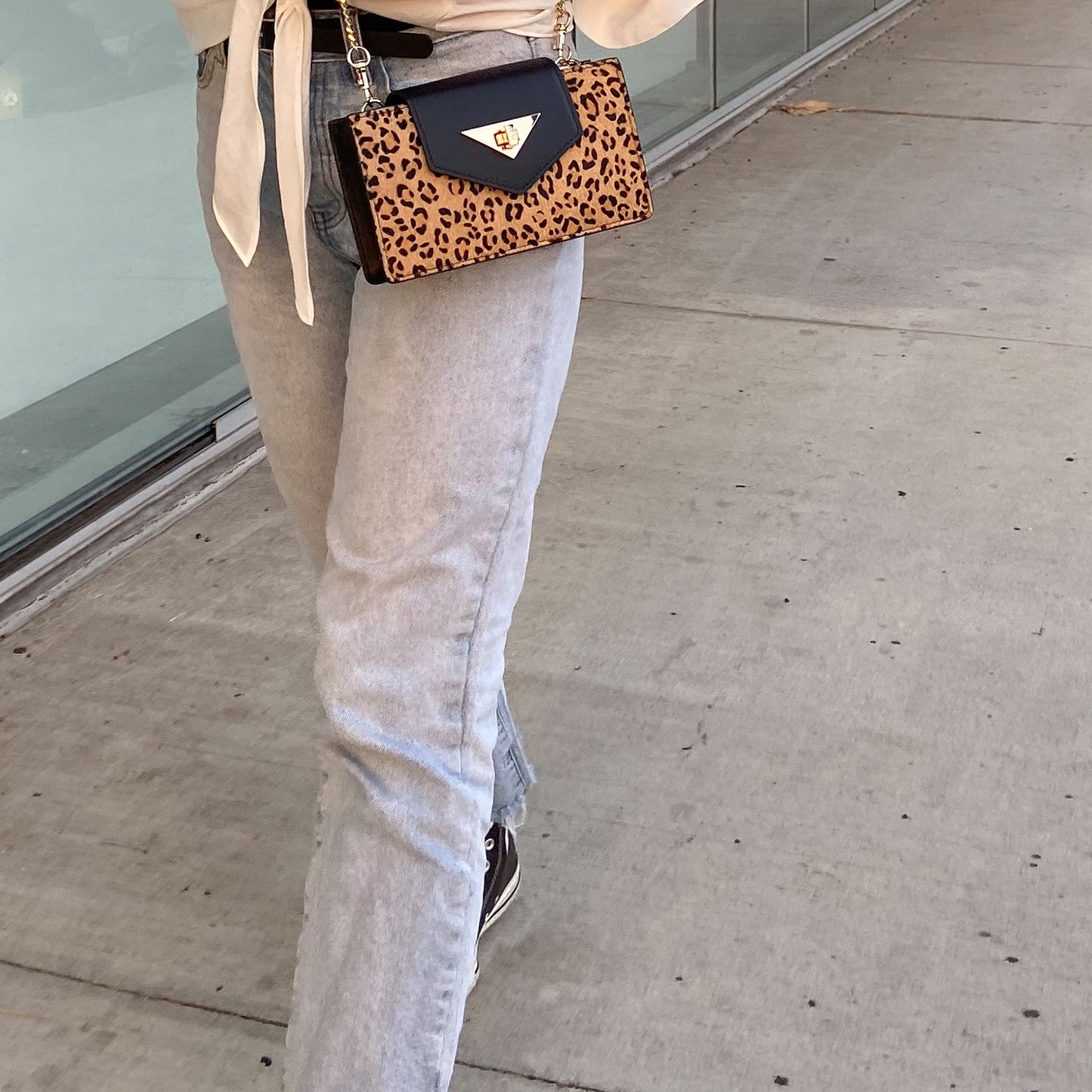 SUSU Mini Crossbody Bag Small Leather Leopard Black Purse Wristlet