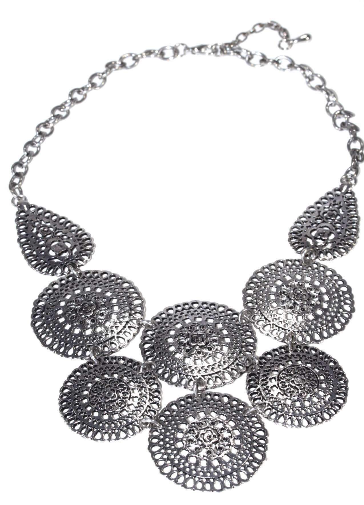 Håndlaget halskjede