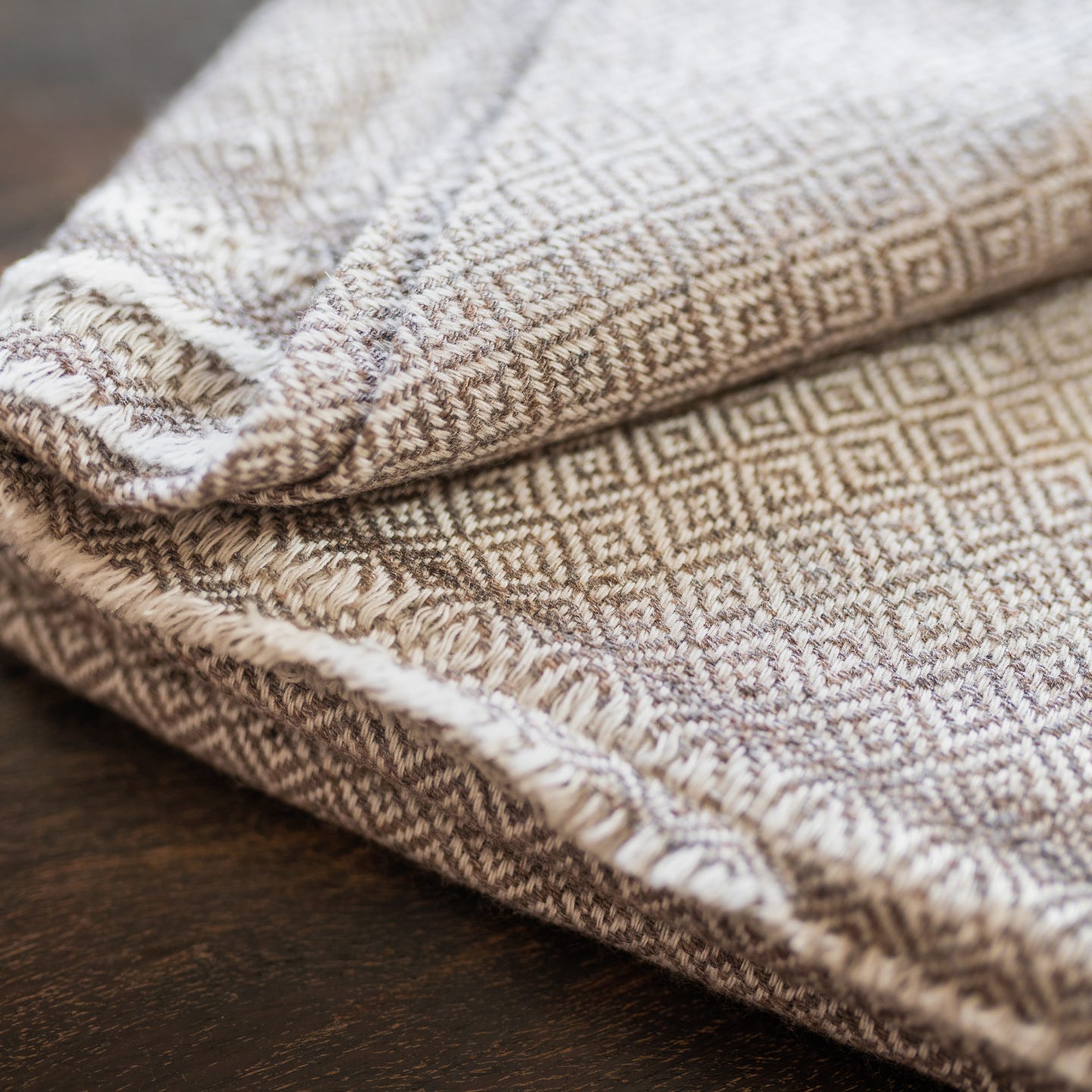 Kaschmirdecke graubraun mit Karomuster/ kariert