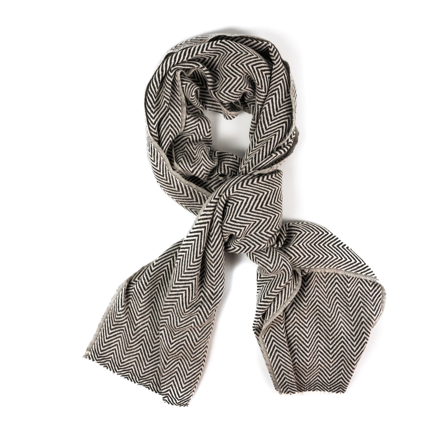 Kaschmirschal grau mit mittelgroßem Fischgrätenmuster