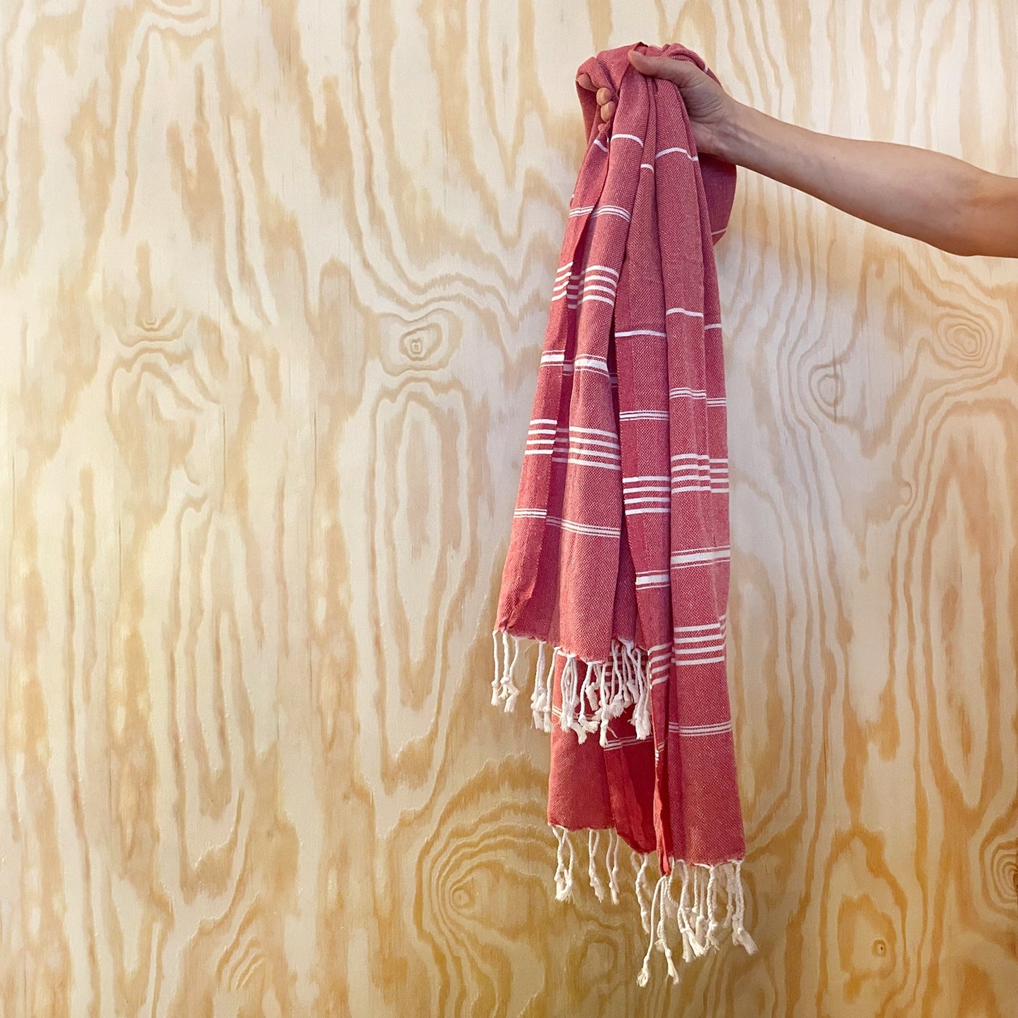 BEACH BOYS Red - Das perfekte Strandtuch