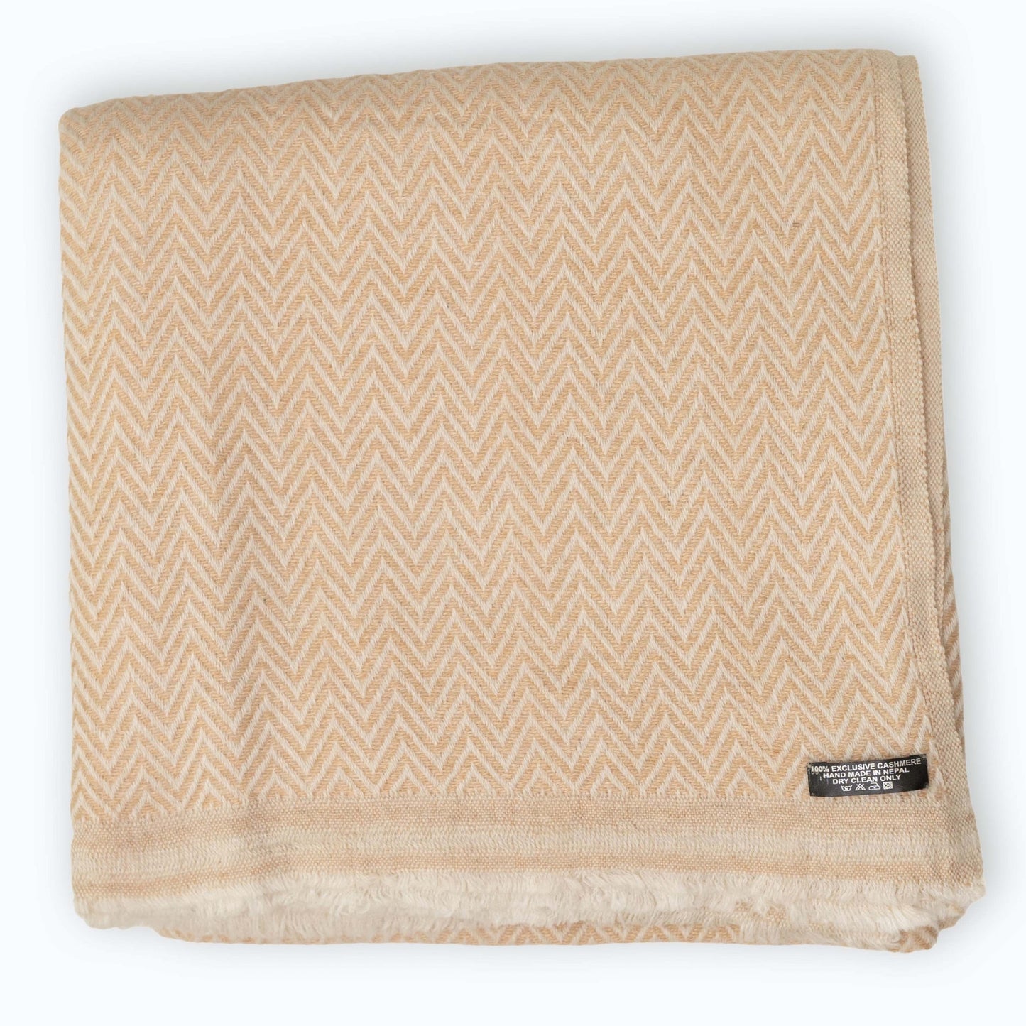 Kaschmirdecke goldbeige mit großem Fischgrätenmuster