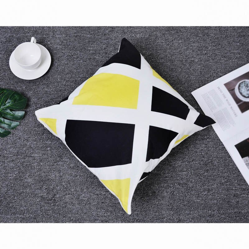 DIDIHOU Geometric Cushion Cover Christmas Cushion