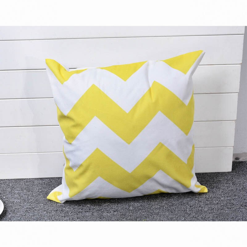 DIDIHOU Geometric Cushion Cover Christmas Cushion