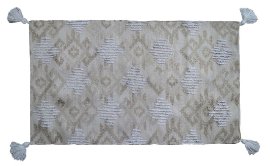 Tufted Shatter rug with corner fringes (25"x45")