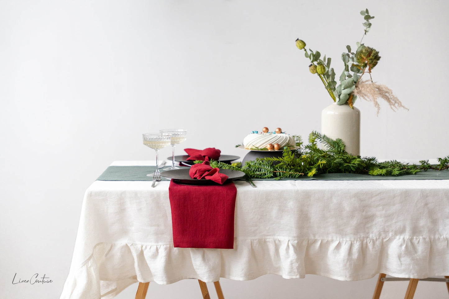 Linen Tablecloth with Ruffles