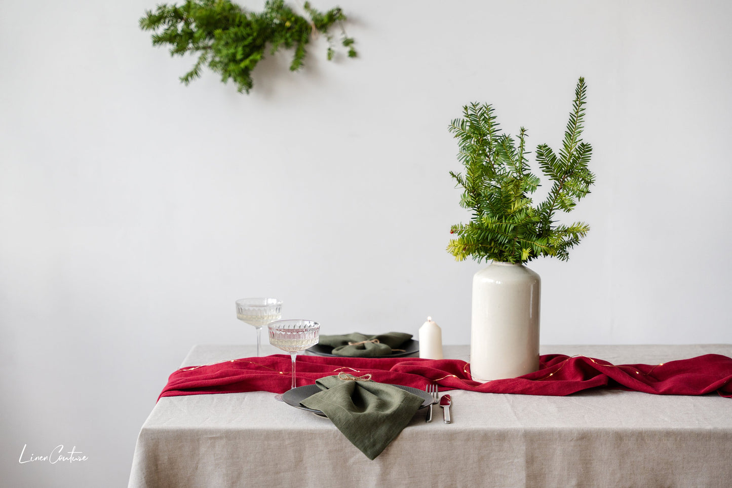 Christmas Cyclamen Red Dining Table Runner