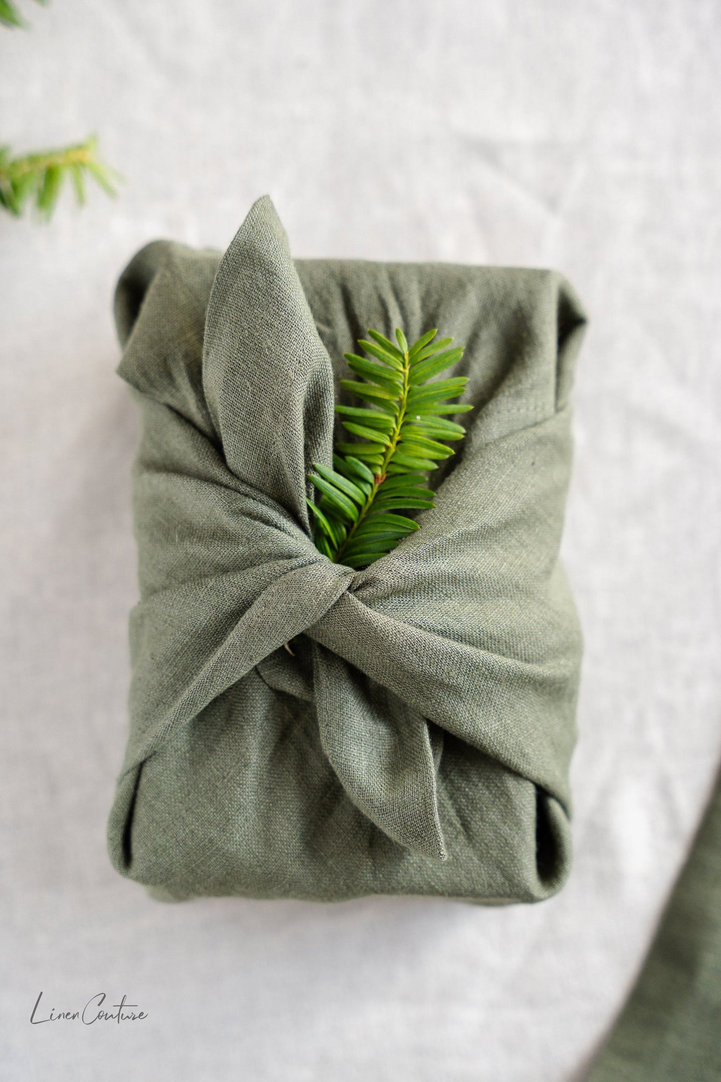 Christmas Moss Green Linen Dinner Napkins