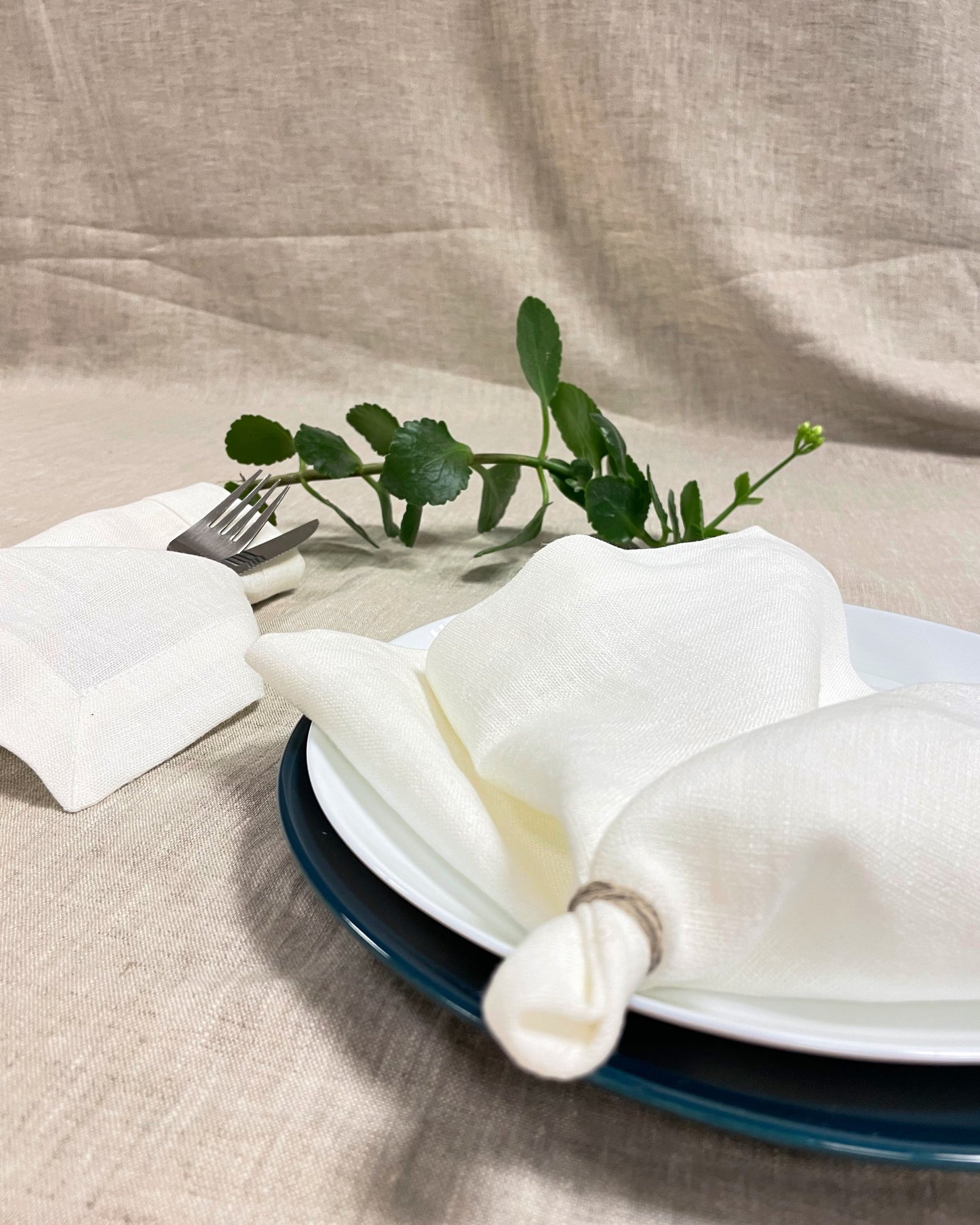 White linen napkins set, 250 gsm