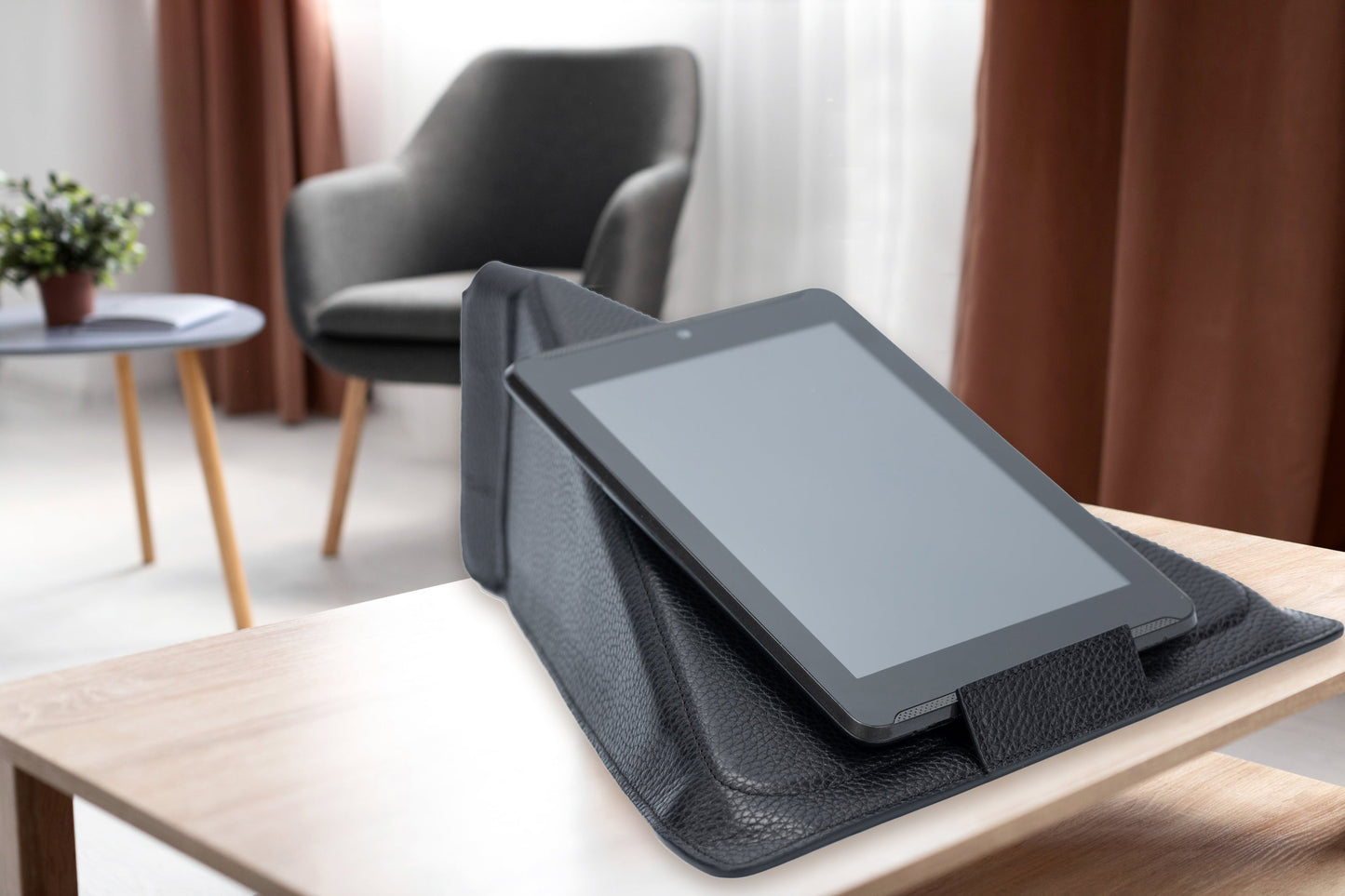 K0031AB | Custodia/Supporto per Tablet Modulare in Vera Pelle, pieno