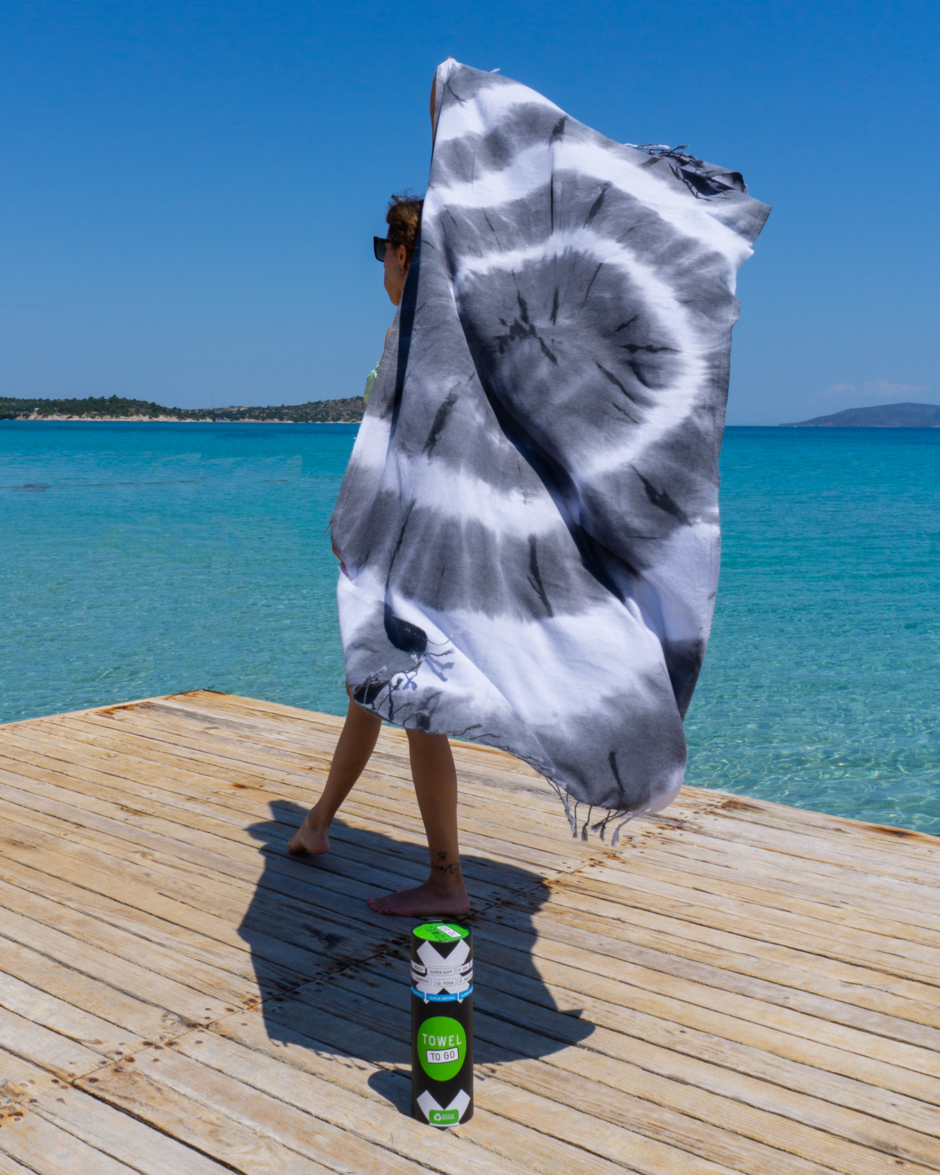 Tie Dye Beach Towel Solar with Recycled Gift Box, Black, White