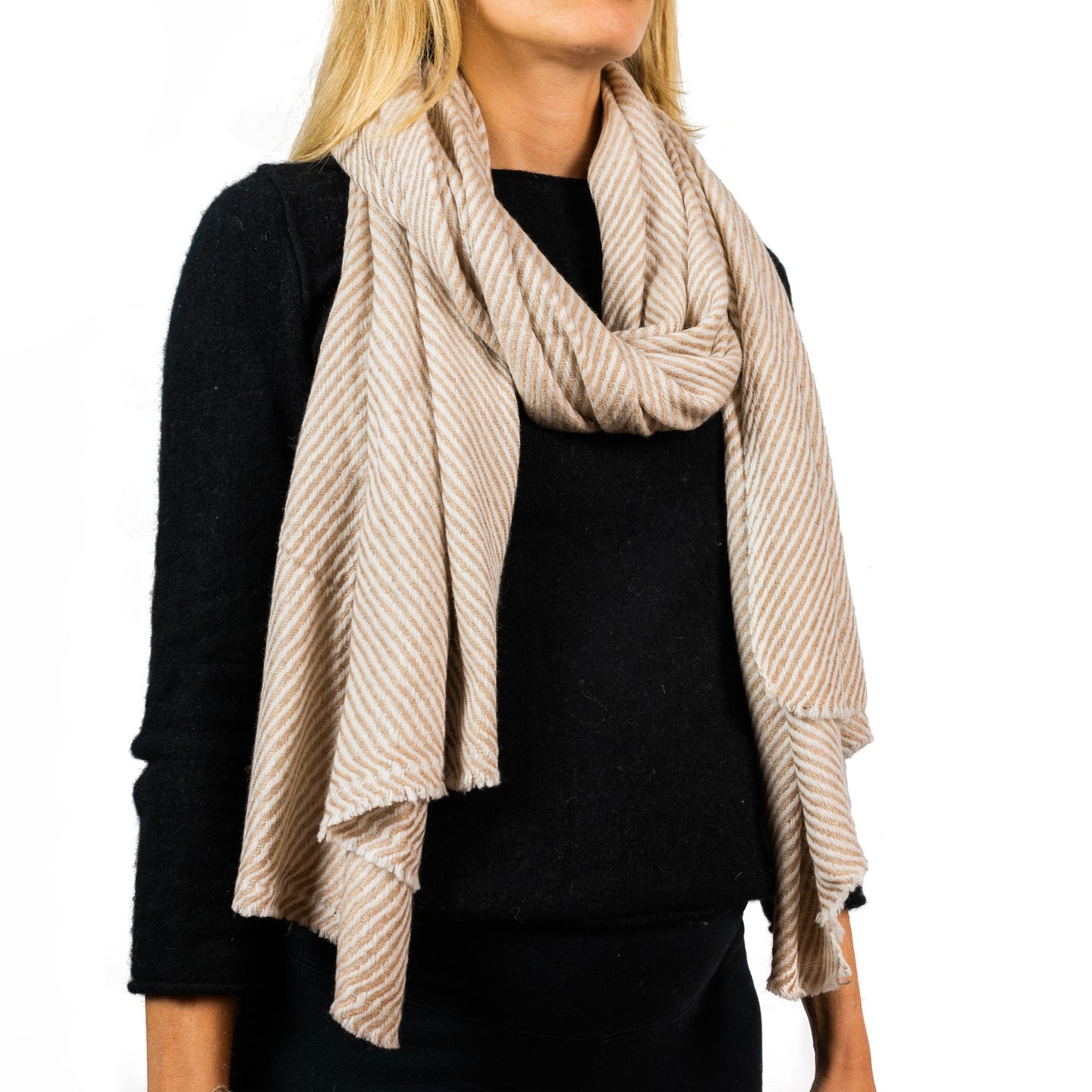 Kaschmirschal hellbraun mit Streifenmuster/ gestreift