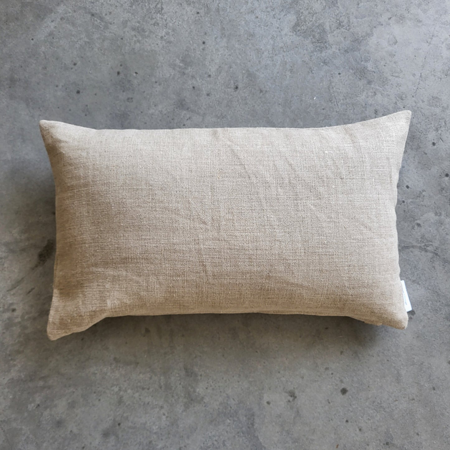 Linen Cru Cushion 305