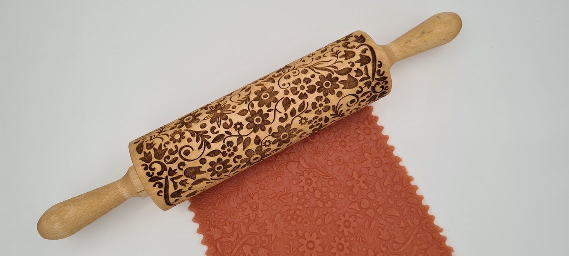 Engraved Rolling Pin Natural Wood Folk Kitchen Pins Handmade - Flower