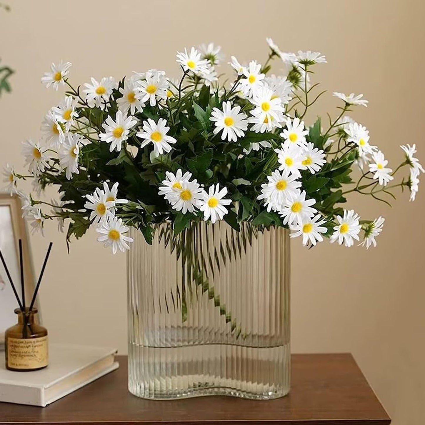 Artificial Flower Bunch Daisy Fake Flower Vintage Realistic Flowers