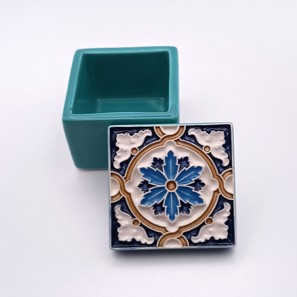 Discoveries Ceramic Box