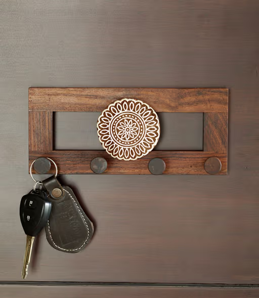Flower Block Key Holder In Sheesham Wood