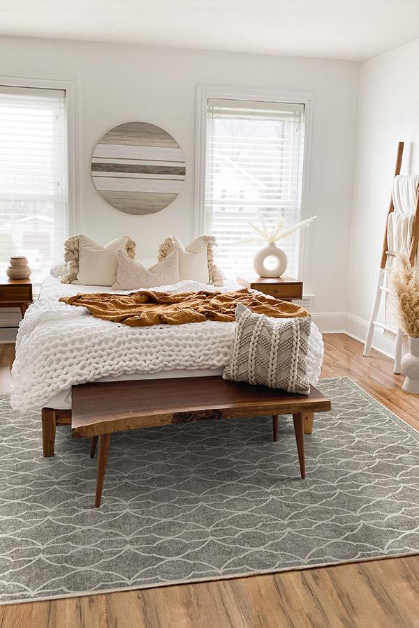 Grogu™ Trellis Ash Grey Tufted Rug