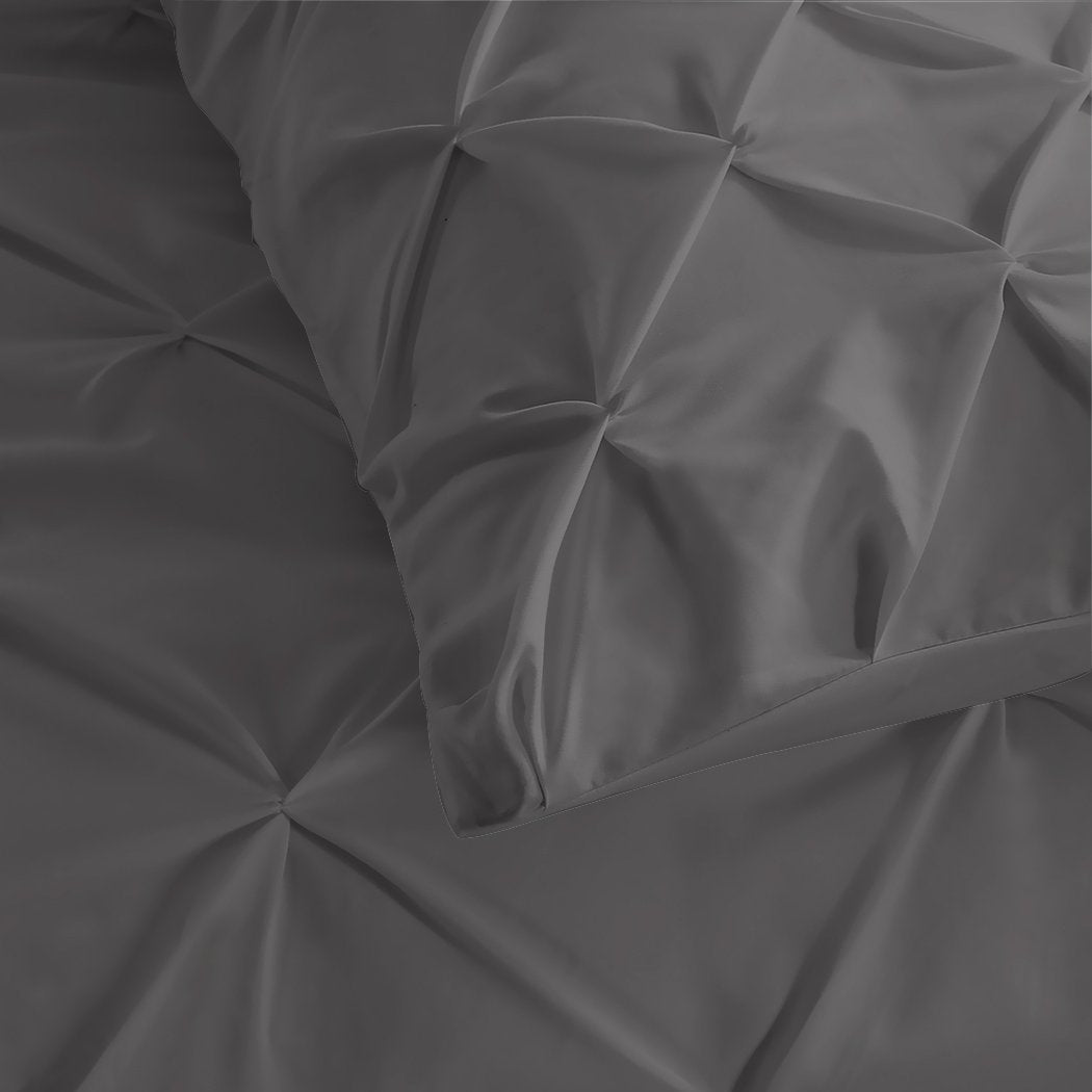 DreamZ Diamond Pintuck Duvet Cover Pillow Case Set in Full Size in