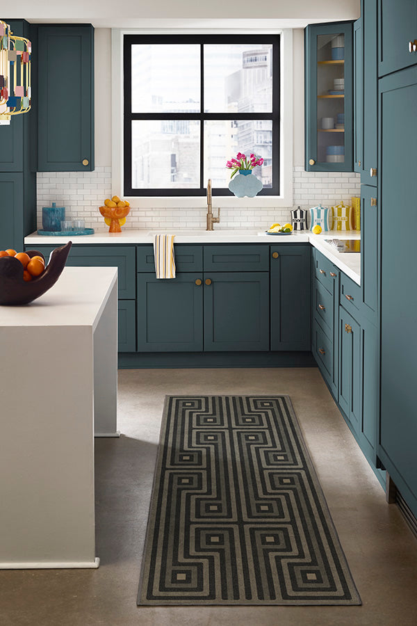 Jonathan Adler Greenwich Soft Black Tufted Rug