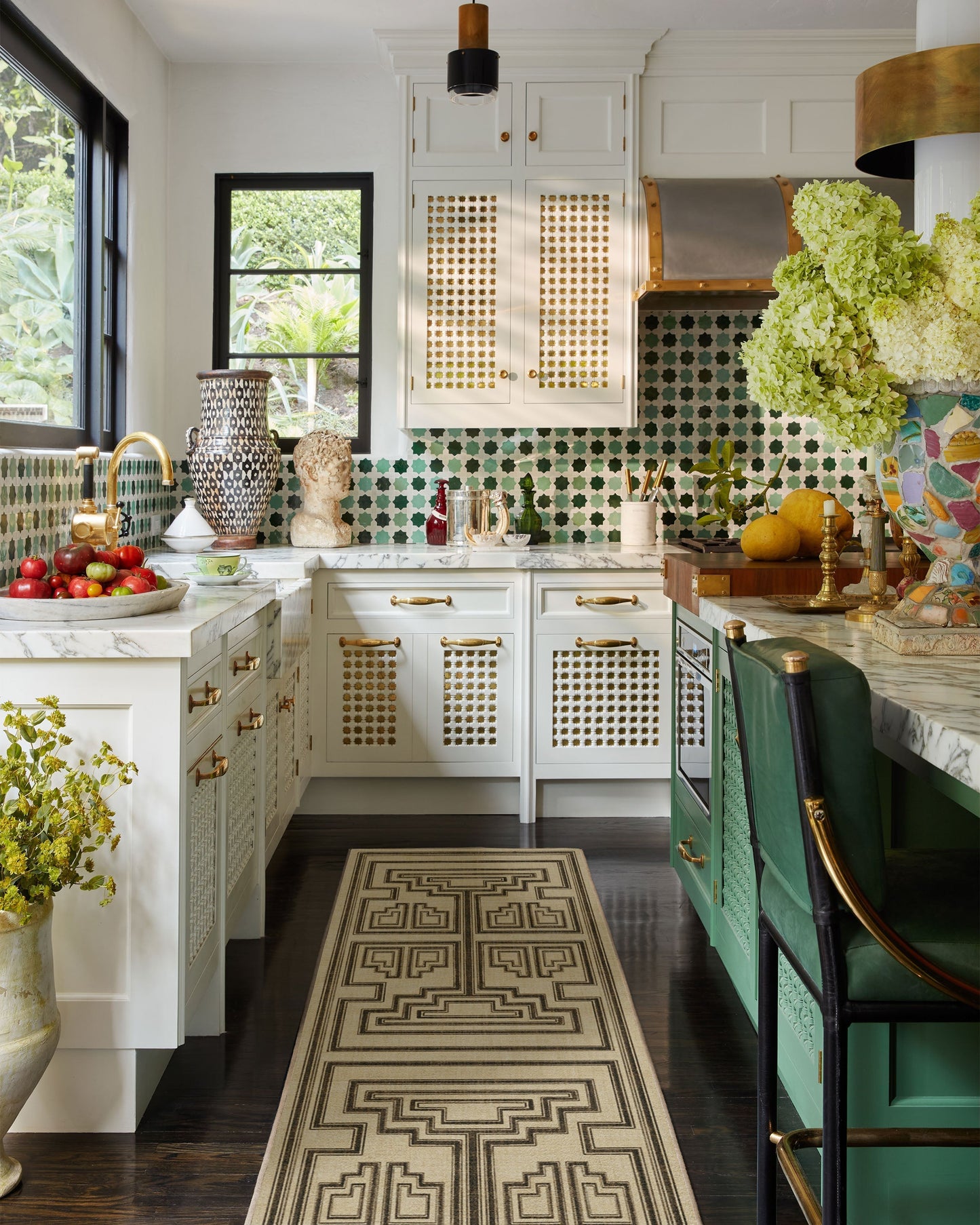 Martyn Lawrence Bullard Isla Natural Cream Tufted Rug