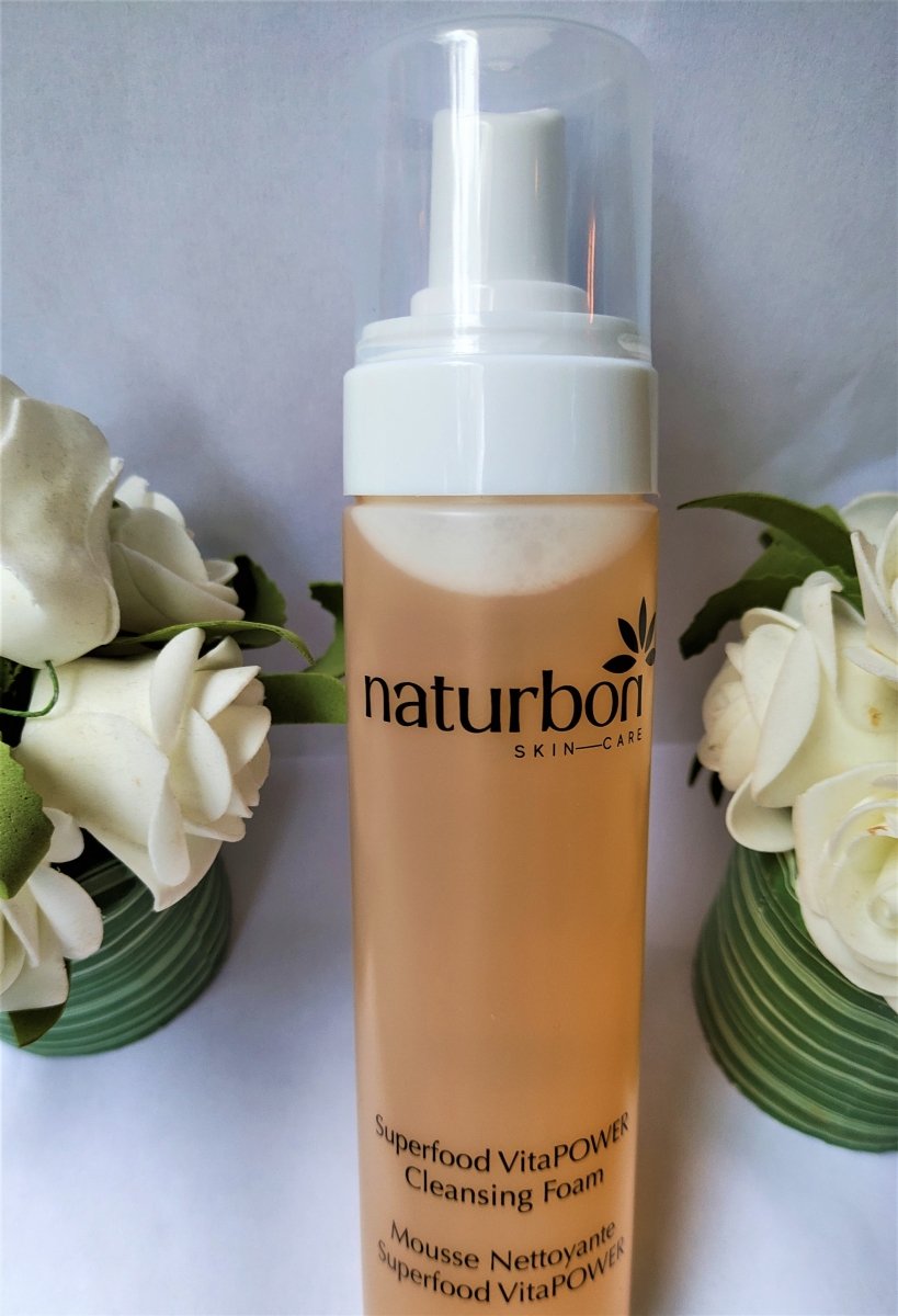 Naturbon Superfood VitaPOWER Cleansing Foam Face Wash