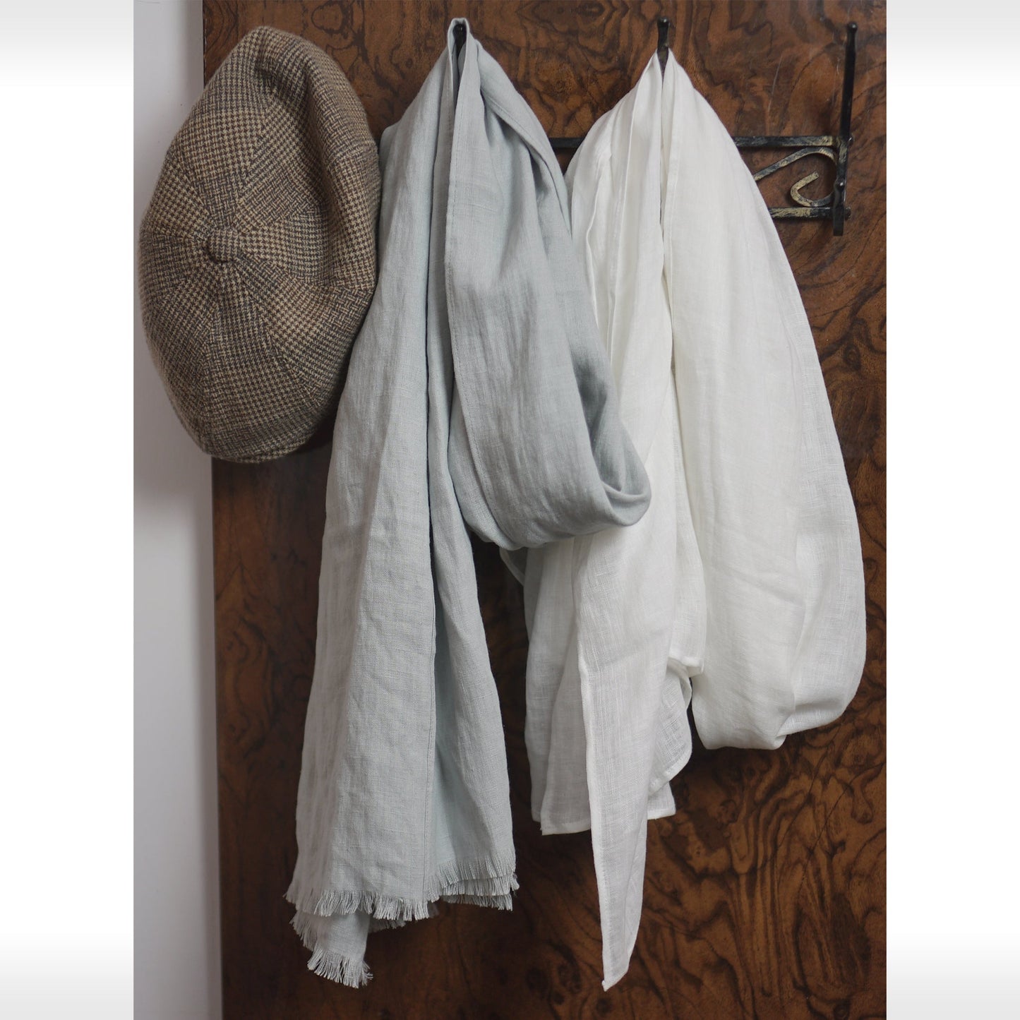 Snow White linen scarf