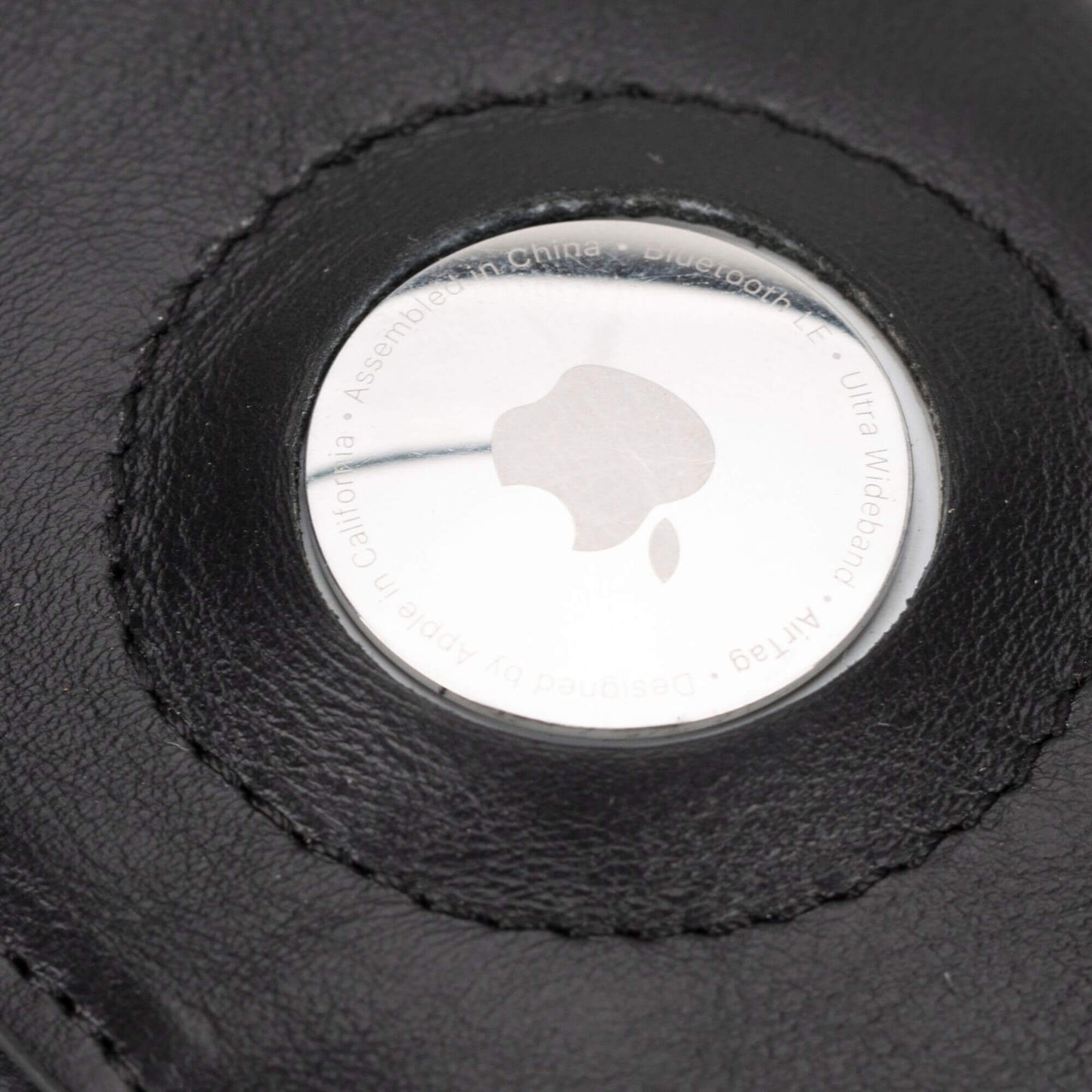 Douglas Genuine Leather Pop-Up Wallet with AirTag Slot - RFID Blocking